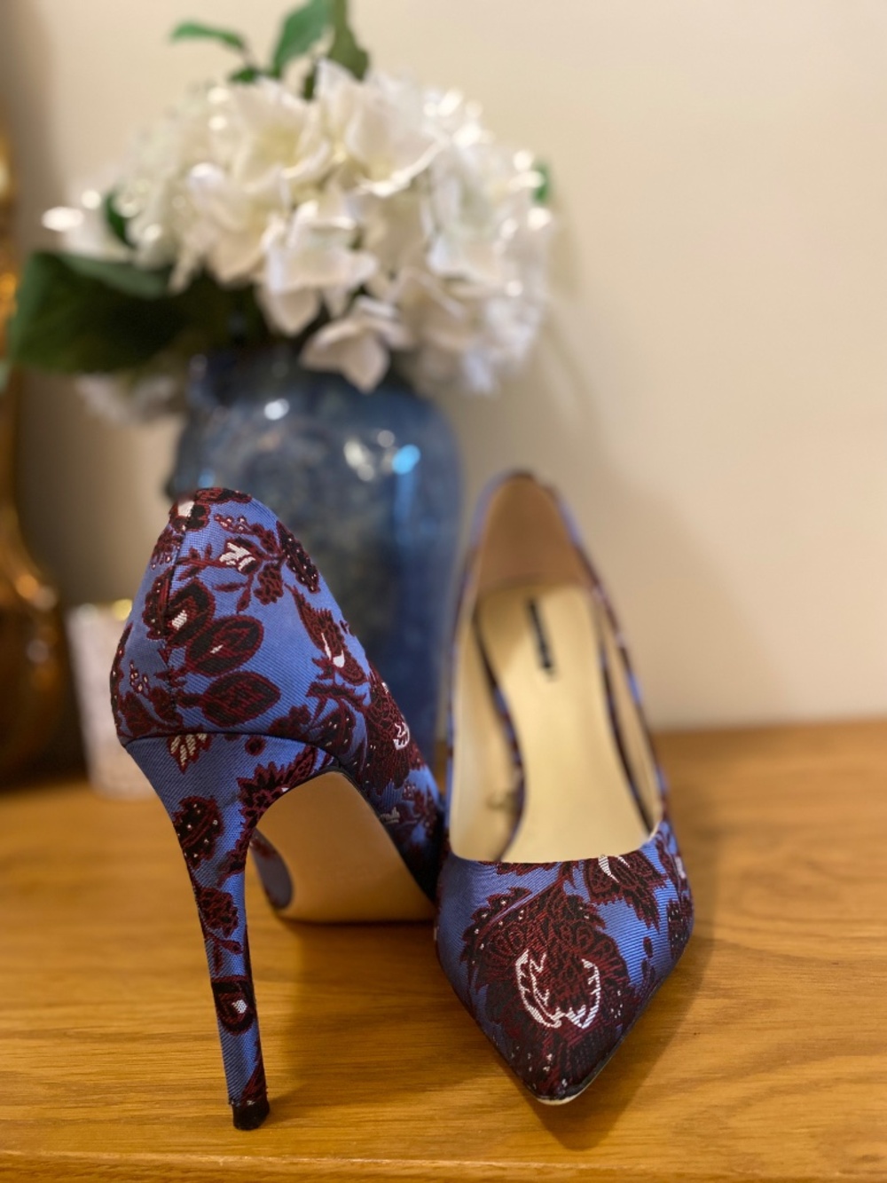 Zara Damask Floral Heels - Size 40 - Picture 5 of 5